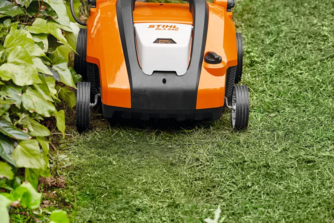 Stihl RLA 240 Akku-Rasenmäher