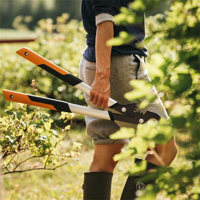 Fiskars PowerGear X Bypass-Getriebeastschere LX92-S