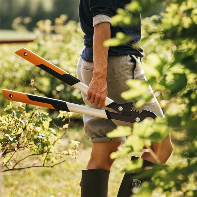 Fiskars PowerGear X Bypass-Getriebeastschere LX94-M