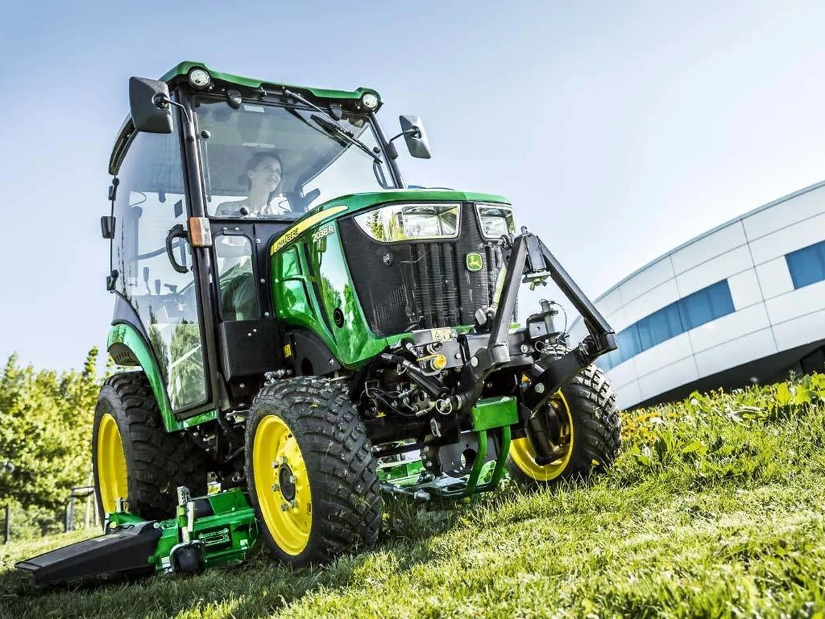 John Deere Kompakttraktor 2038R