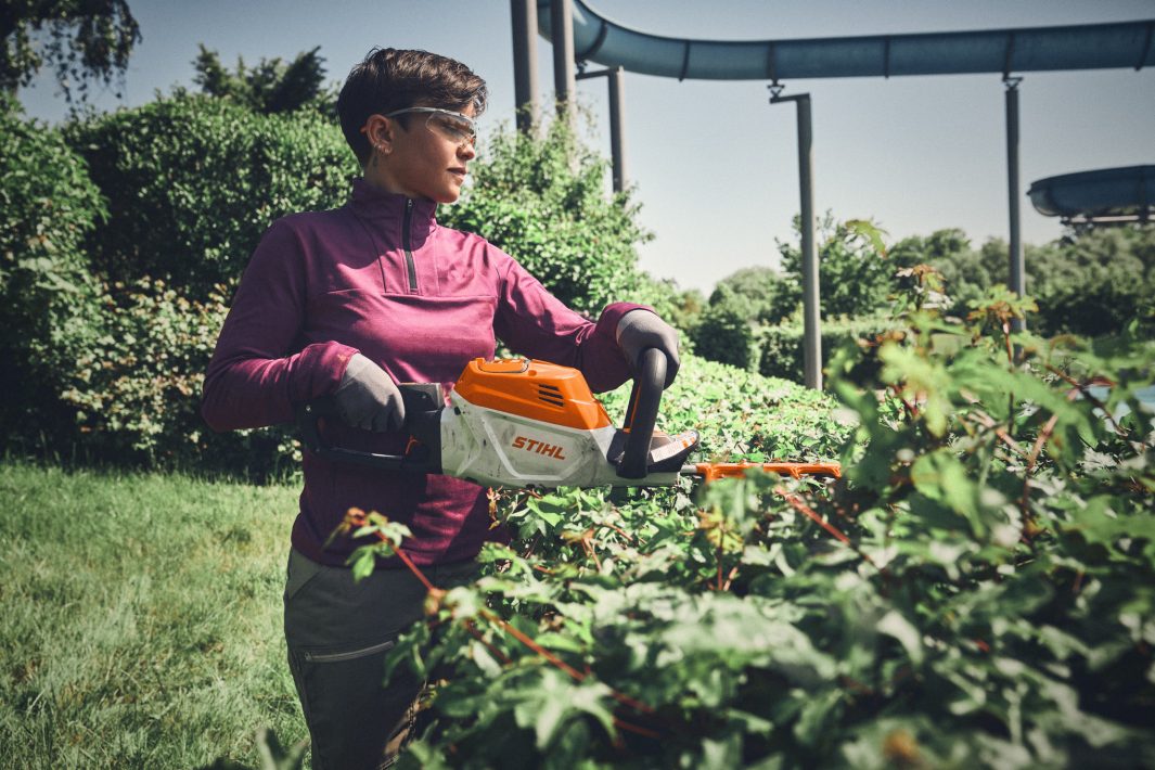 Stihl HSA 140 R Akku-Heckenschere ohne Akku und Ladegerät