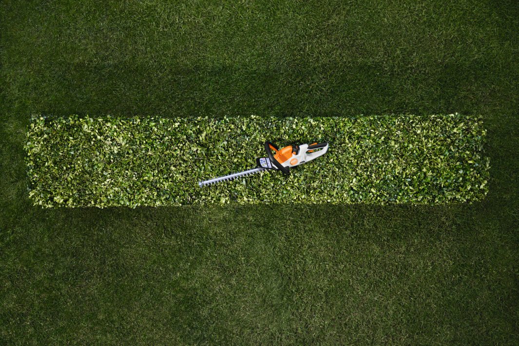 Stihl HSA 30 Akku-Heckenschere mit Akku AS 2 und Ladegerät ALS 31