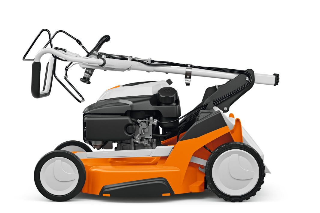 StihlRM655VSBenzin-Rasenmaeher5