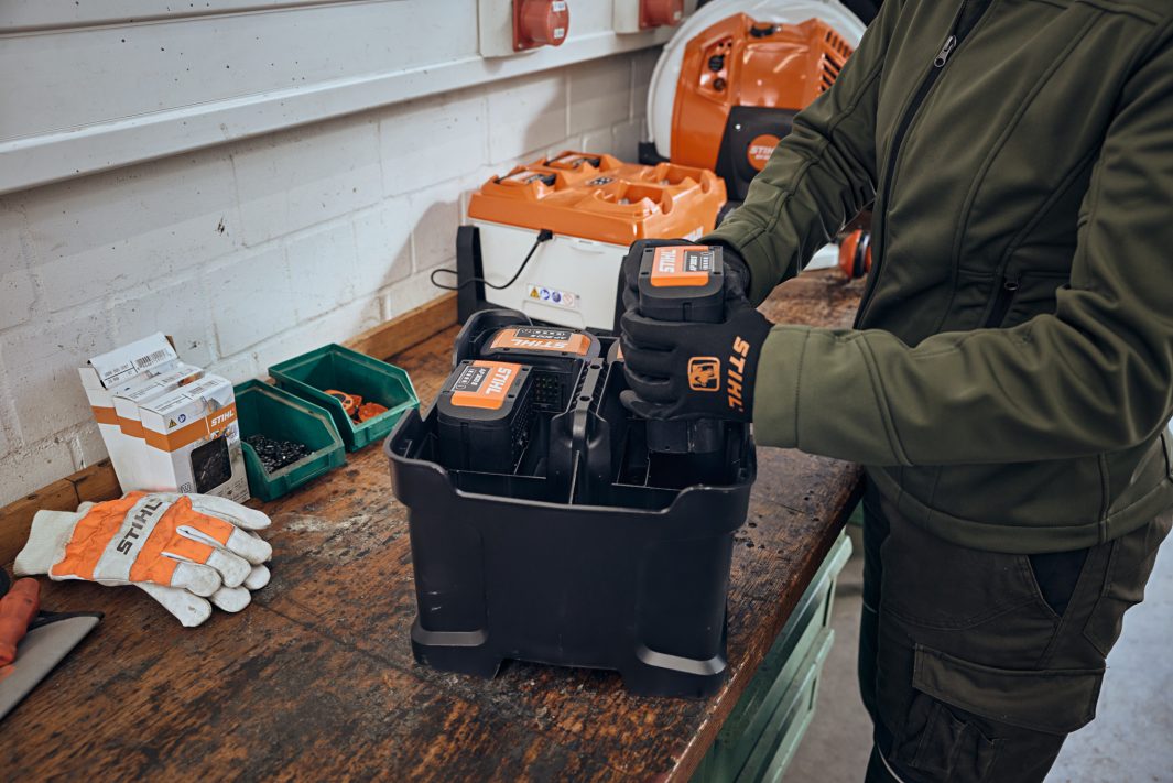 Stihl Akku-Träger