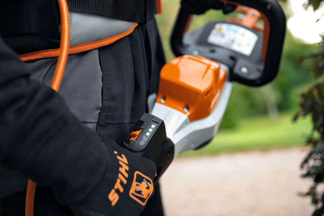 Stihl HSA 130 R AP-System Akku-Heckenschere