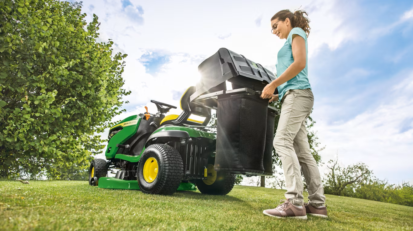 John Deere Rasentraktor X127