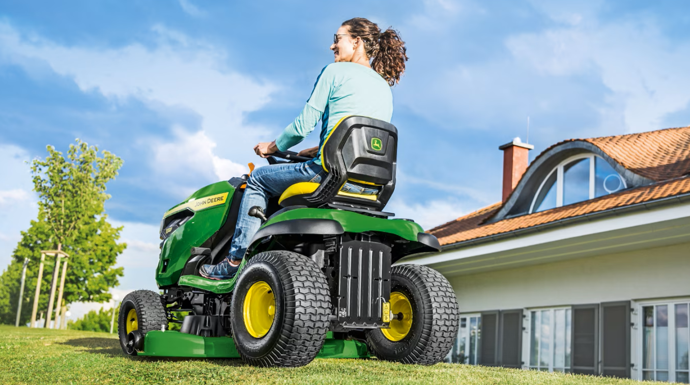 John Deere Rasentraktor X127