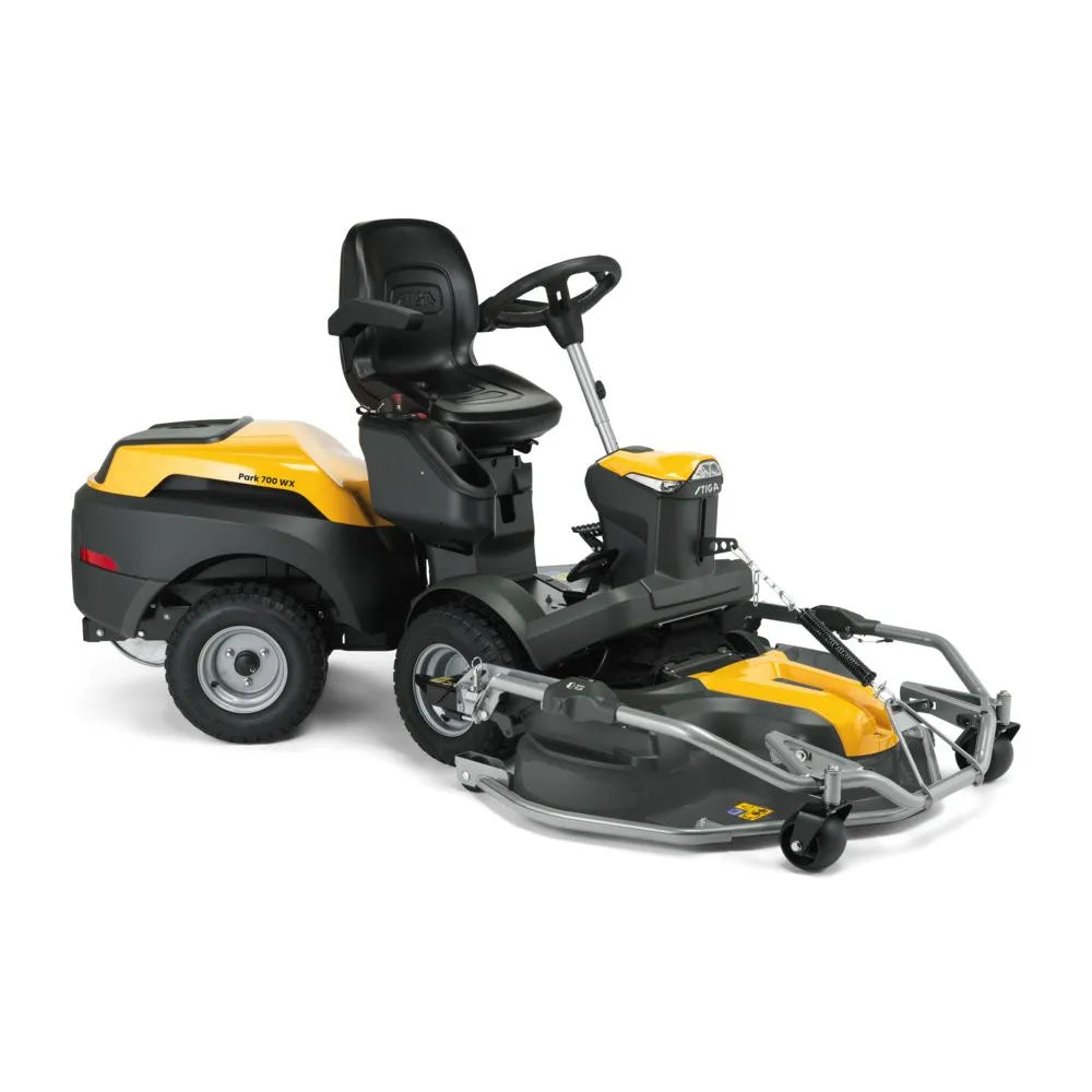 STIGAPark700WXBenzin-Frontmaeher1