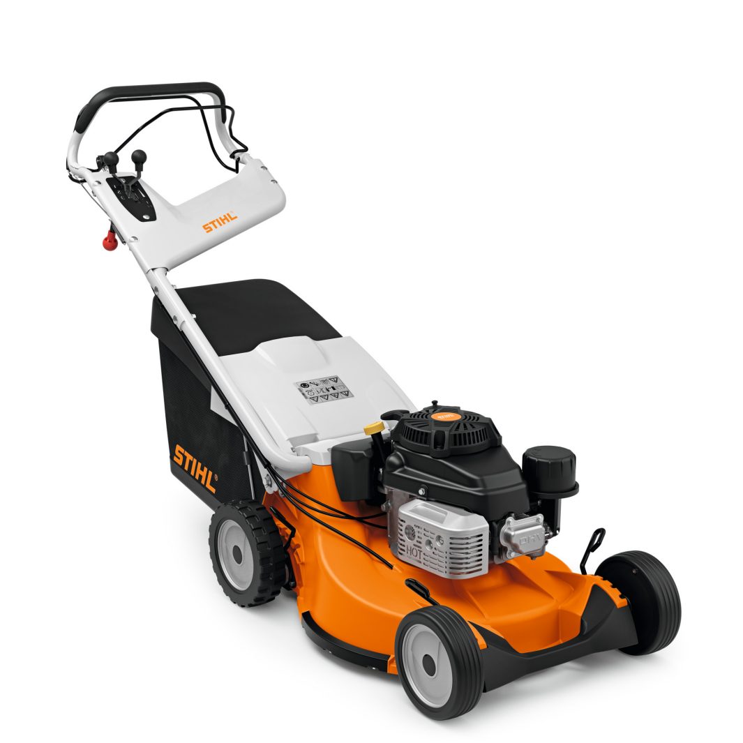 StihlRM756GCBenzin-Rasenmaeher1