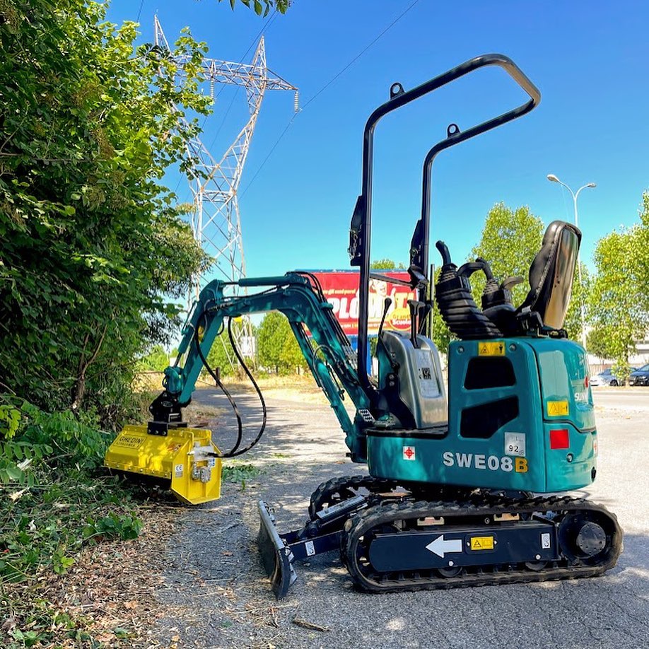 SUNWARD Minibagger SWE 08B