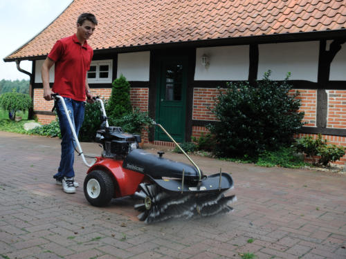Tielbürger Kehrmaschine tk38 B&S 675iS