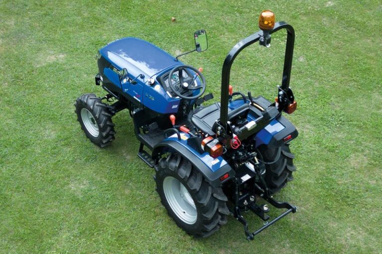 Solis Traktor 26 mit Seitenschaltung