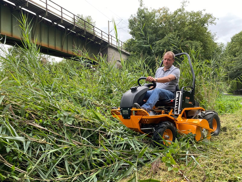 AS 1040 YAK 4WD XL Aufsitzschlegelmäher