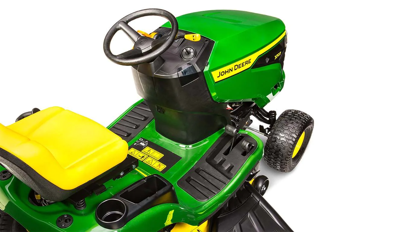 John Deere Rasentraktor X107